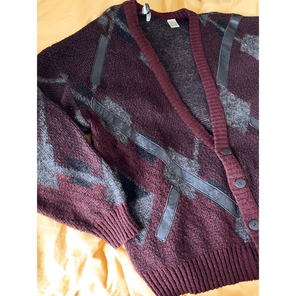 Vintage cardigan with leather - Picture 7 of 9